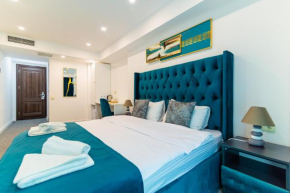 Royal Plaza Hotel